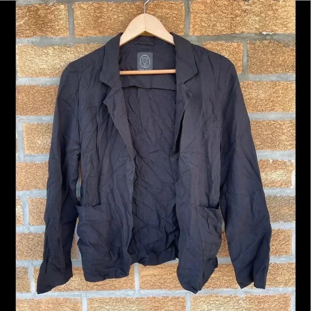 aritzia talula blazer size 2